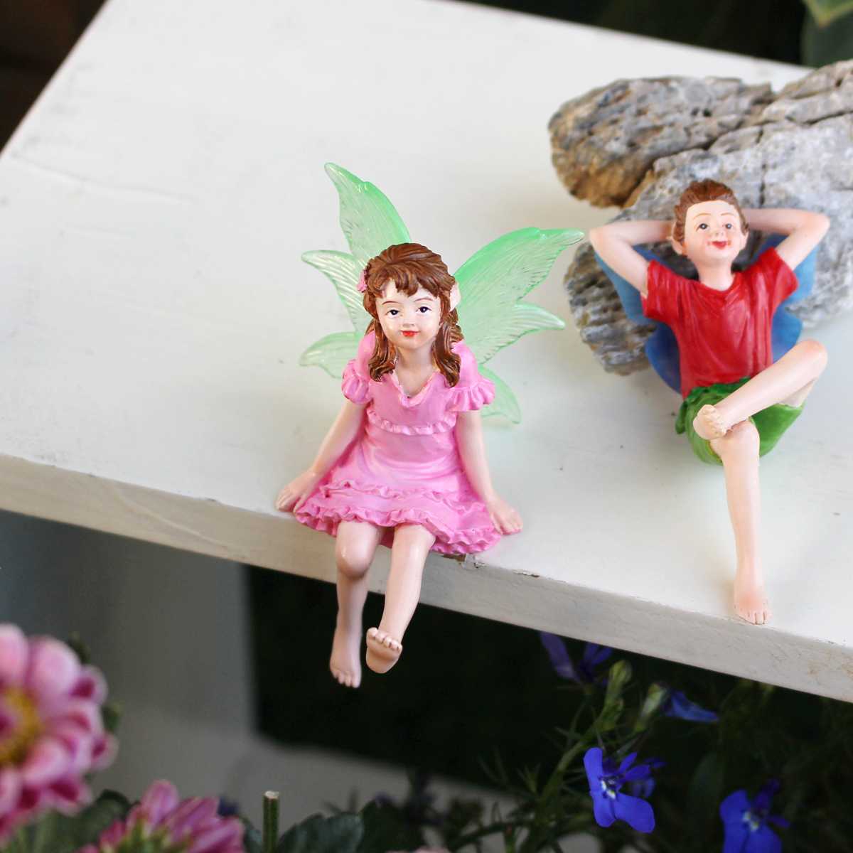 2pcs Couples Looking Up at the - Up Bonsai Garden review and price